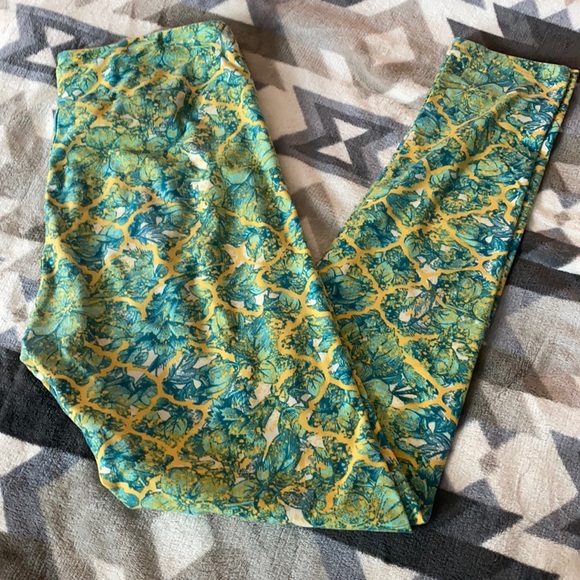 LuLaRoe Pants - Lularoe leggings size OS (L-6)